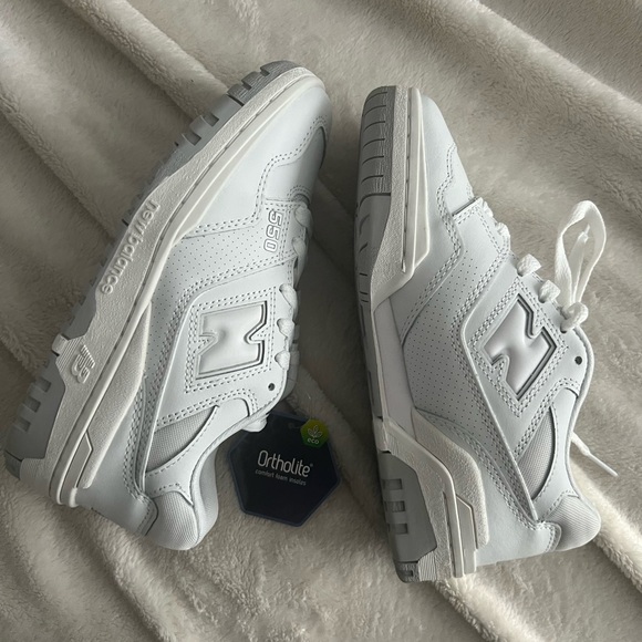 New balance 550 - Picture 2 of 3